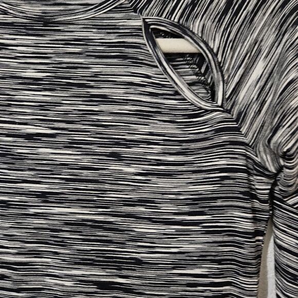 OBEY No89 longsleeve size sm women SALE! - Picture 2 of 7